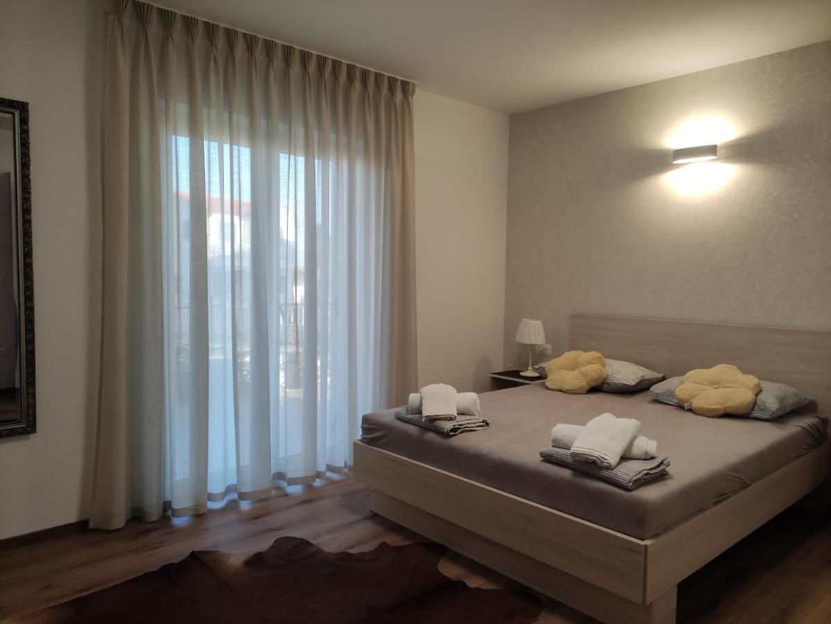 Jordanapartment Πόρετς Εξωτερικό φωτογραφία